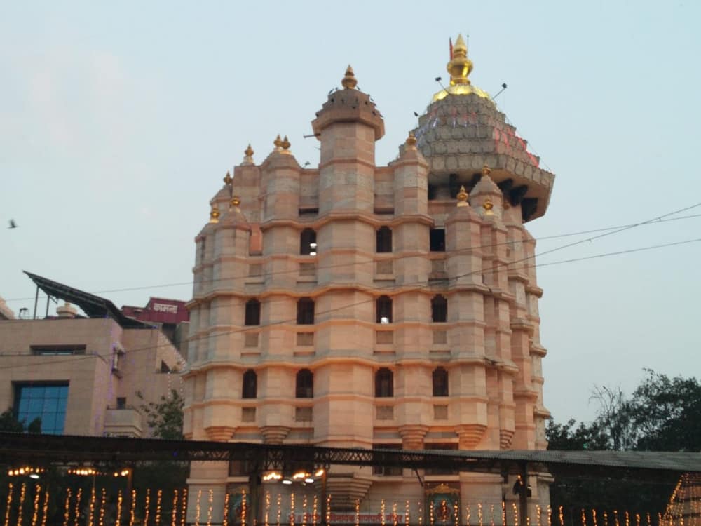 Siddhivinayak Temple, Mumbai — view 1